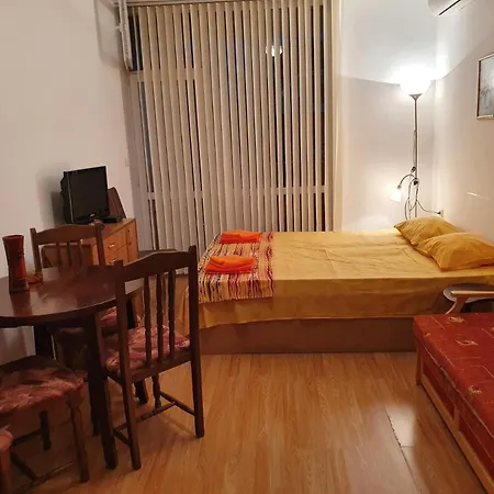 Gerber 1 2 3 Apartment